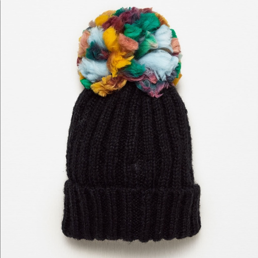 ZARA Supersize Knit PomPom Hat